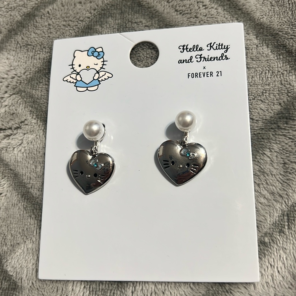 Hello Kitty Blue Angel Faux Pearl Silver Earrings 15$